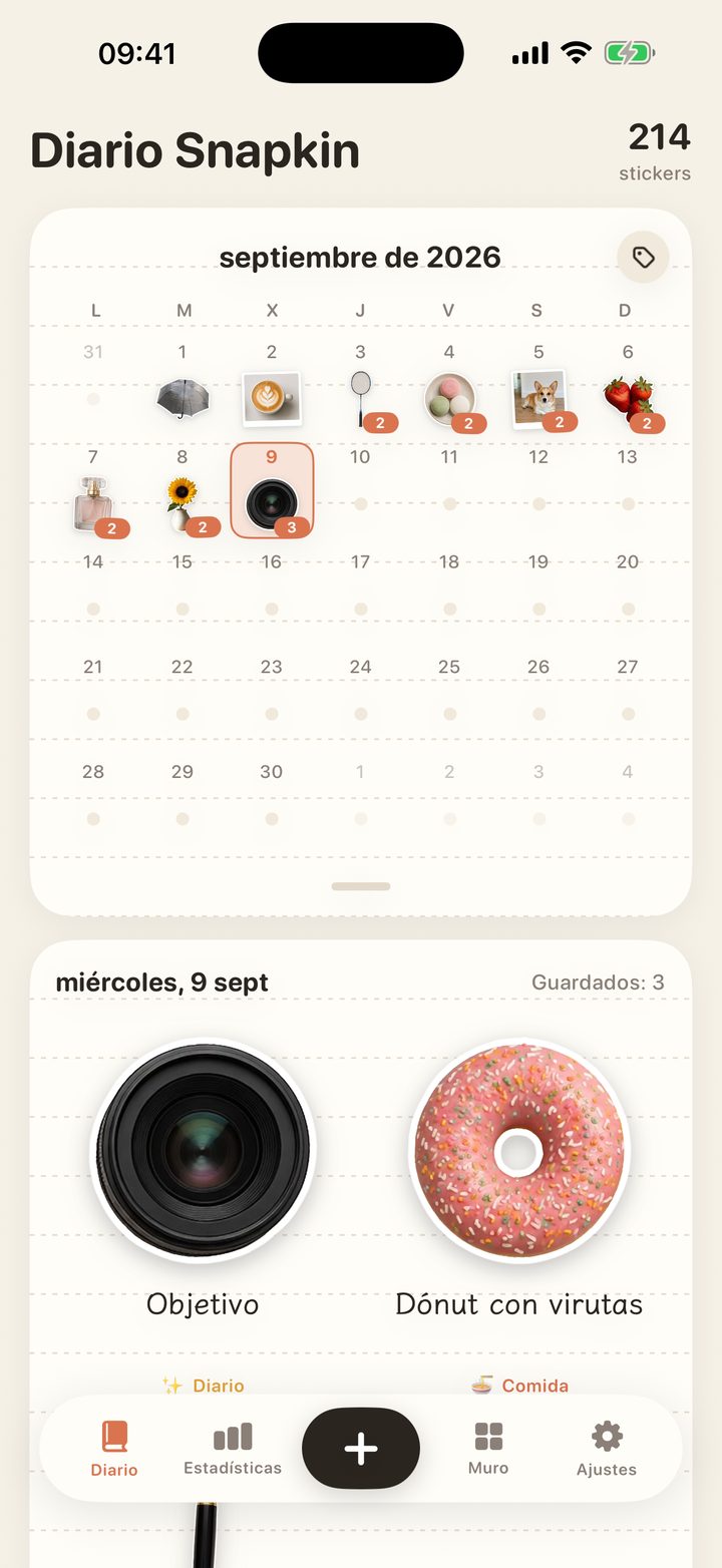 El mes entero desplegado, cada celda con el sticker de portada de ese día